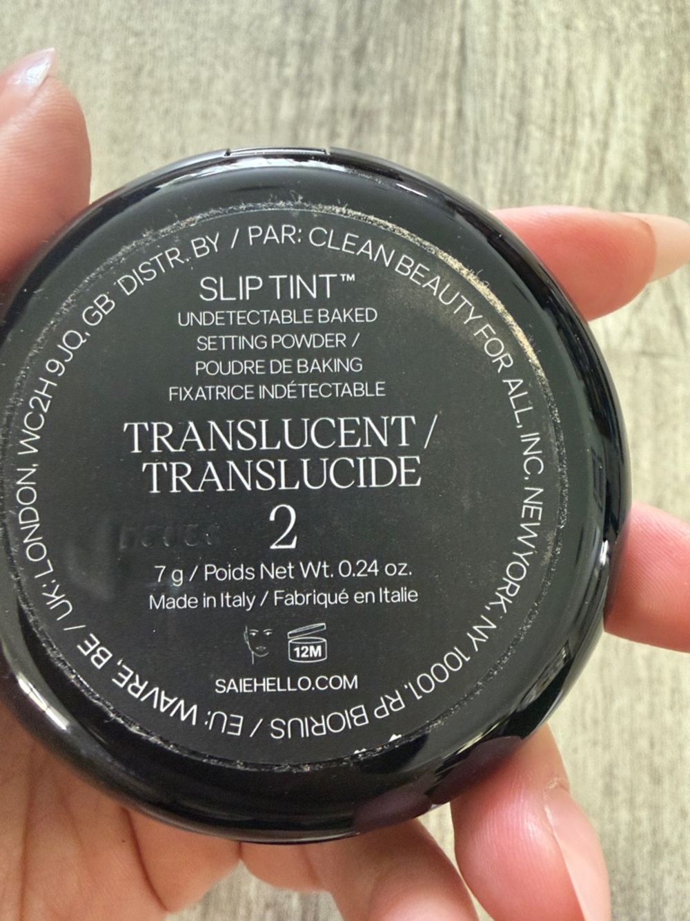 Slip Tint Translucent Powder - Picture 6 of 7